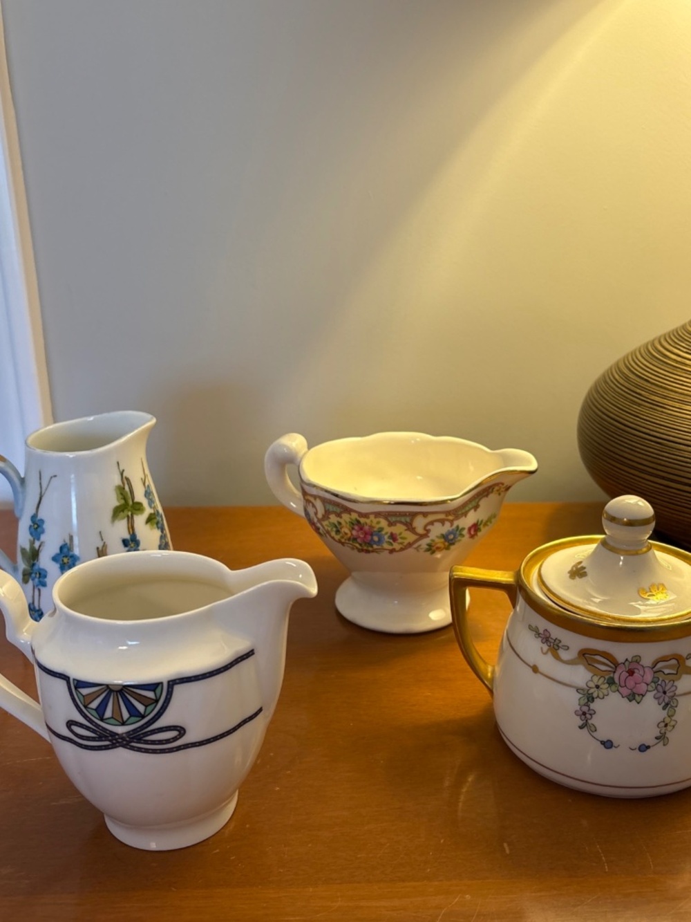 4 Vintage Porcelain Creamers